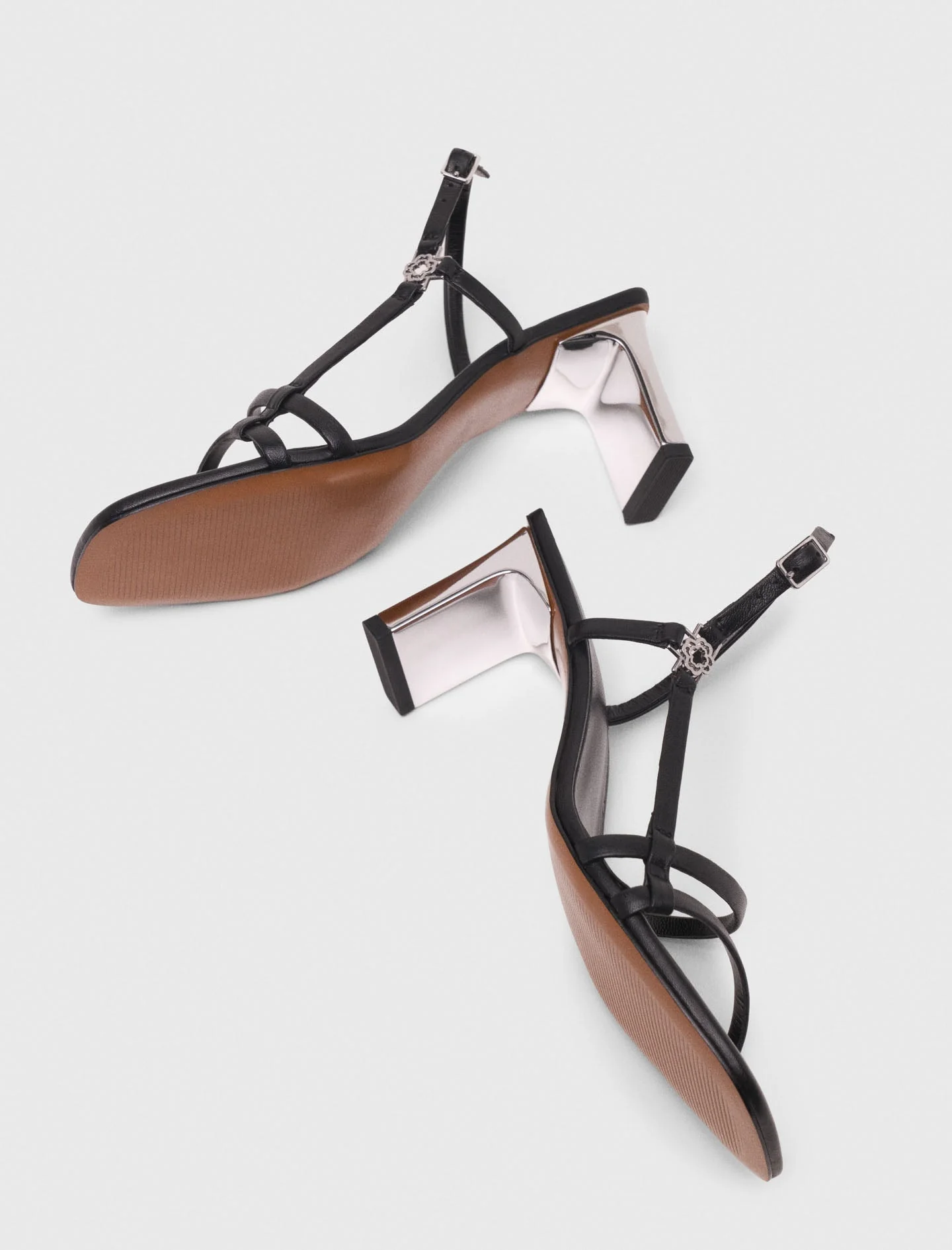 Strappy sandals with metallic heel Black - Image 5