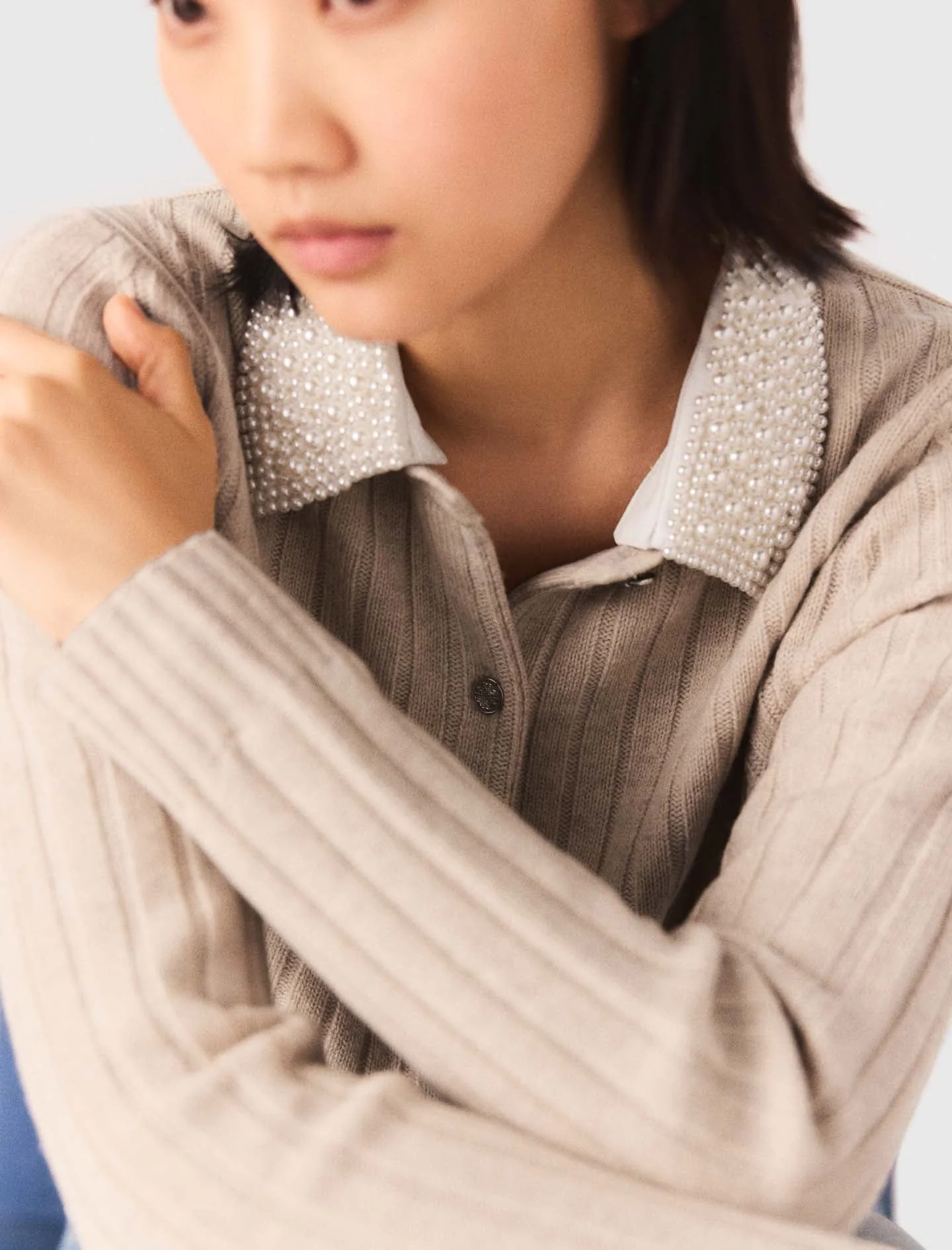 Cardigan With Removable Bead Collar Beige - Image 4
